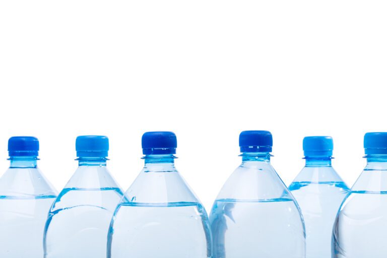 plastikowe butelki zwrotne