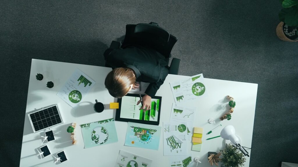 SWM (Smart Waste Management). Jak technologia zmienia zarządzanie odpadami budowlanymi?