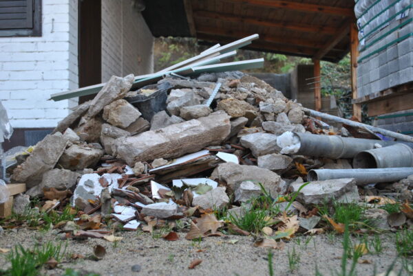 Obowiązkowa segregacja odpadów budowlanych i rozbiórkowych 2025