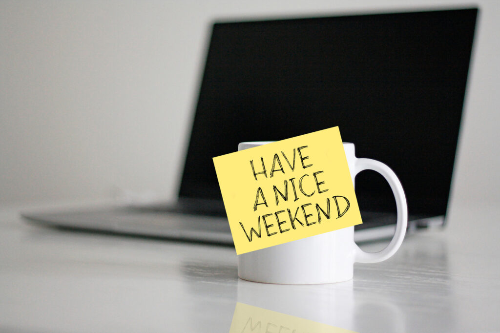 Jak wynająć kontener na odpady w weekend? Praktyczny poradnik